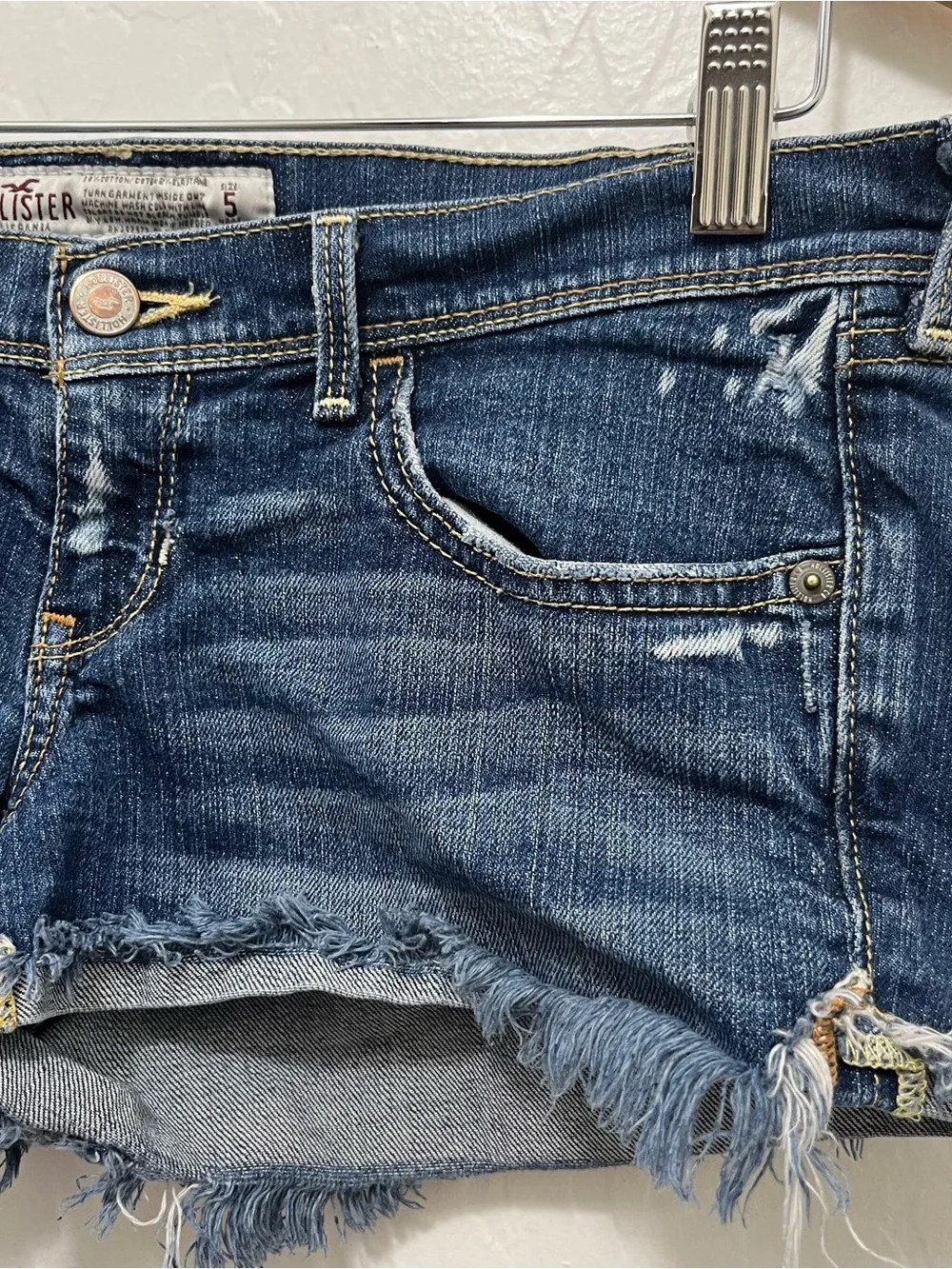 Hollister waist measures